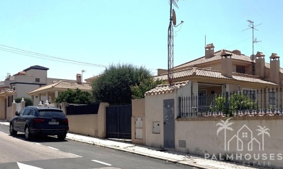 Revente - Villa - Torrevieja - Aguas Nuevas