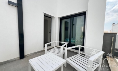 Revente - Villa - Orihuela Costa - Villamartin
