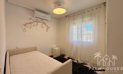 Herverkoop - Villa - Orihuela Costa - Playa Flamenca