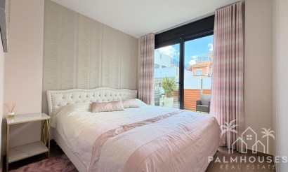Venta - Villa - Torrevieja - Aguas Nuevas
