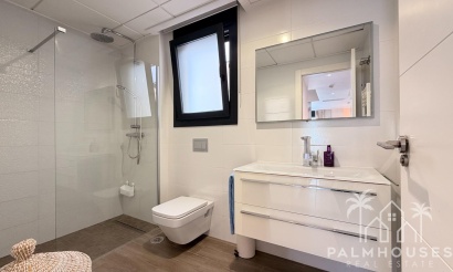 Venta - Villa - Torrevieja - Aguas Nuevas