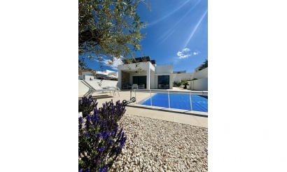 Nouvelle construction - Villa - Benijofar
