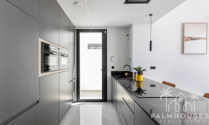 Venta - Villa - El Chaparral - Inland