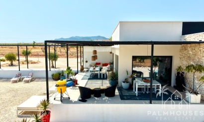 Resale - Villa - Pinoso