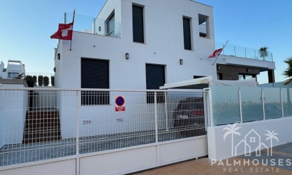 Resale - Villa - Los Montesinos - Costa Blanca
