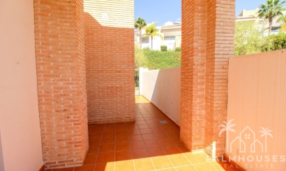 Resale - Villa - Benalmádena - Costa del Sol