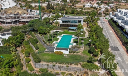 Resale - Villa - Benalmádena - Costa del Sol