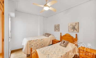 Revente - Apartment - Torrevieja - Paseo maritimo