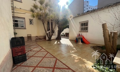 Herverkoop - Villa - Denia - Denia Centro