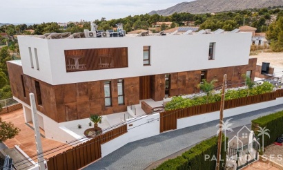 Revente - Villa - Benidorm - Benidorm Centro
