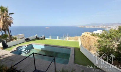 Revente - Villa - Benidorm - Benidorm Centro