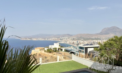 Revente - Villa - Benidorm - Benidorm Centro
