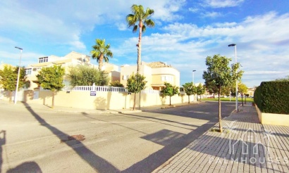 Herverkoop - Villa - Alicante City - La Torreta