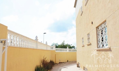 Herverkoop - Villa - Alicante City - La Torreta