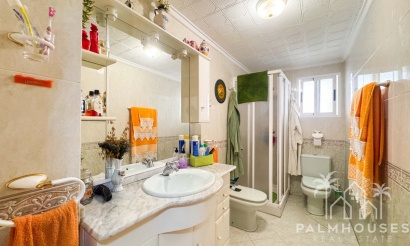 Resale - Apartments - Torrevieja - La Mata