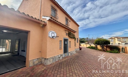 Revente - Villa - Pedreguer - Pedreguer Centro