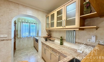Revente - Villa - Pedreguer - Pedreguer Centro