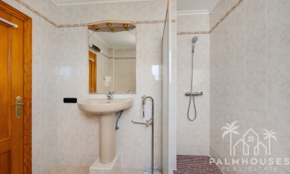 Revente - Villa - Orihuela - Orihuela Costa