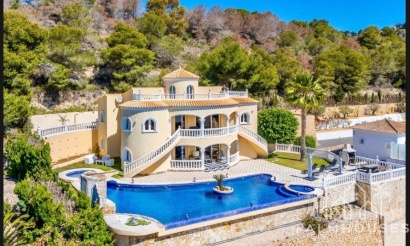 Revente - Villa - Calpe - Calpe Centro