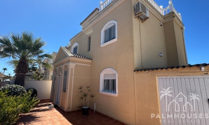 Herverkoop - Villa - Torrevieja - Torrevieja Centro