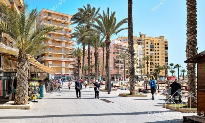 Resale - Apartments - Torrevieja - Torrevieja Centro