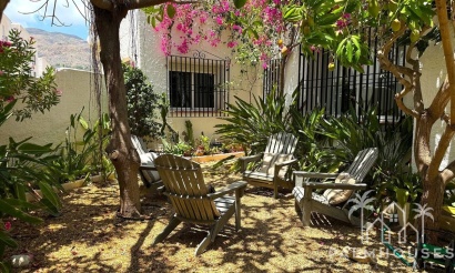 Resale - Villa - Mojacar