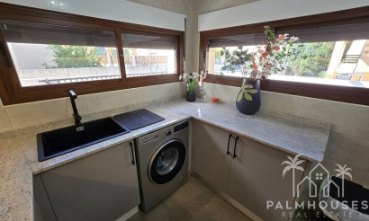 Venta - Villa - Cariatiz