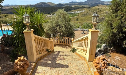 Resale - Villa - Puerto Lumbreras - Puerto Lumbreras Centro