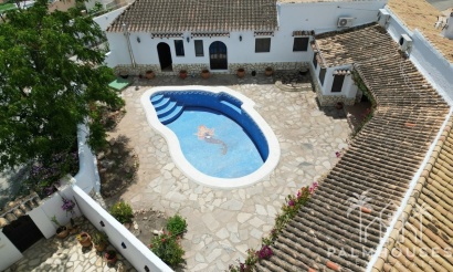 Resale - Villa - Bedar