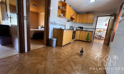 Resale - Country house - Algueña