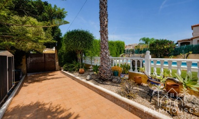 Resale - House - San Fulgencio - La Marina