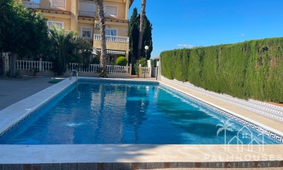 Resale - Villa - Guardamar del Segura - Guardamar del Segura Centro
