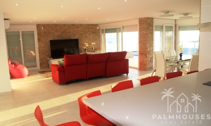 Resale - Villa - San Javier - La Manga Del Mar Menor