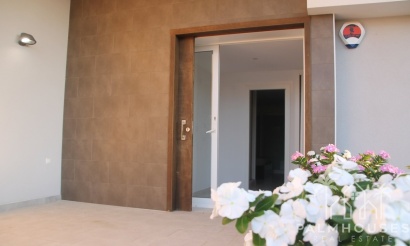 Resale - Villa - San Javier - La Manga Del Mar Menor