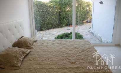 Resale - Villa - San Javier - La Manga Del Mar Menor