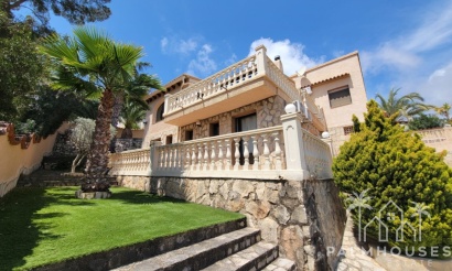 Resale - Villa - Calpe - Calpe Centro