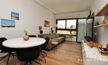 Resale - Apartments - Villamartin