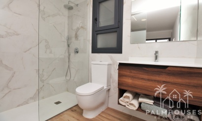 Resale - Apartments - Villamartin