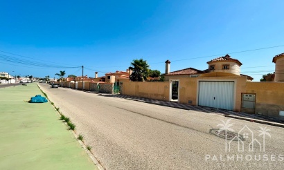 Resale - Villa - Torrevieja - Costa Blanca