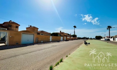 Resale - Villa - Torrevieja - Costa Blanca