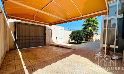 Resale - Villa - Torrevieja - Costa Blanca