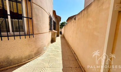 Resale - Villa - Torrevieja - Costa Blanca