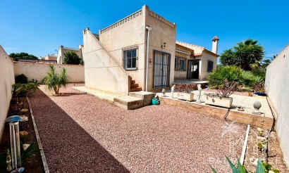 Resale - Villa - Torrevieja - Costa Blanca
