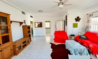 Resale - Villa - Torrevieja - Costa Blanca