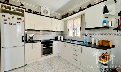 Resale - Villa - Torrevieja - Costa Blanca