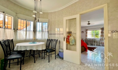 Resale - Villa - Torrevieja - Costa Blanca