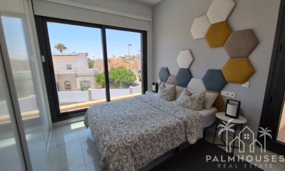 Revente - Villa - Torrevieja - Torrevieja Centro