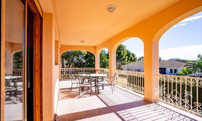Venta - Villa - Benidorm - Benidorm Centro