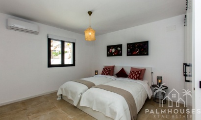 Resale - Villa - Benissa - Benissa Centro
