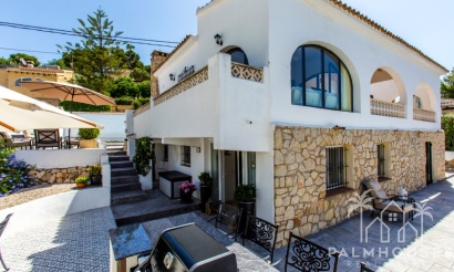 Revente - Villa - Benissa - Benissa Centro